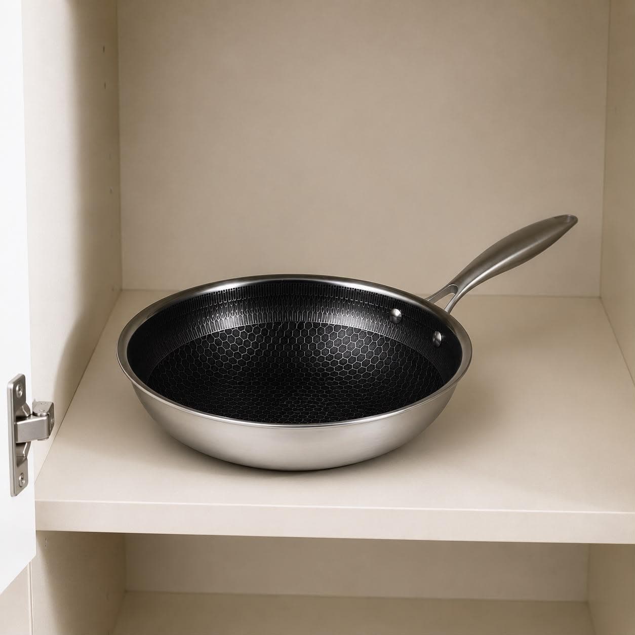 Stainless steel frying pan without lid, textured surface, Size 26 × 5 cm, ideal for quick frying. 4