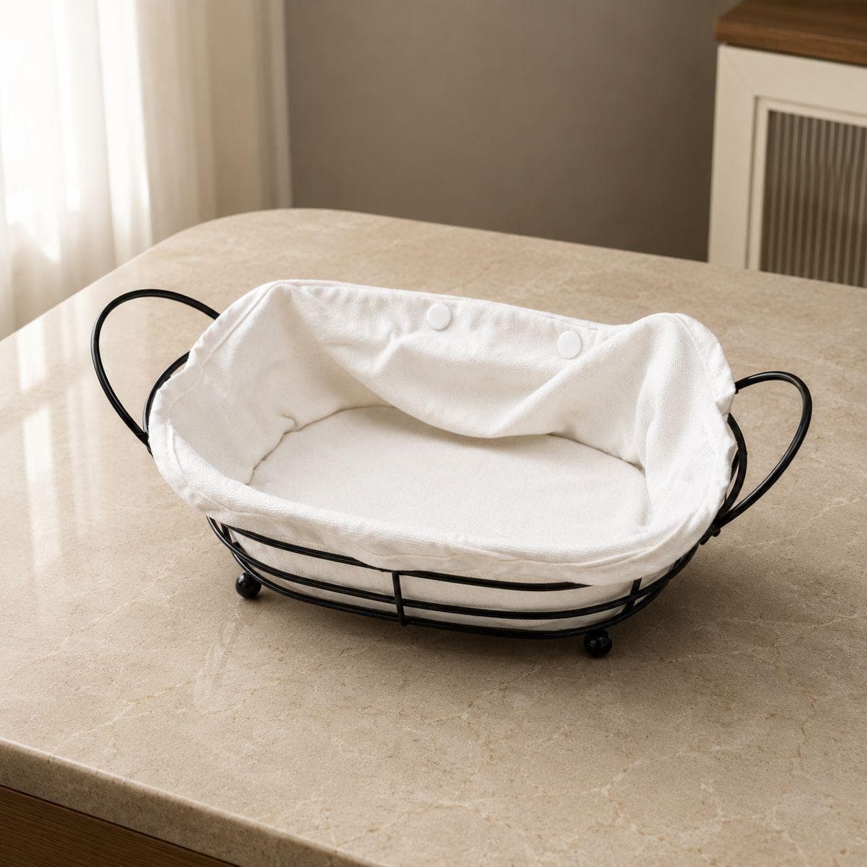 Metal Bread Basket with Fabric Liner – Elegant Black and White Design, Perfect for Serving Bread and Pastries at Home or During Gatherings 4