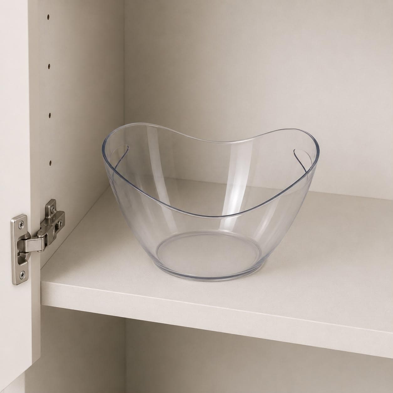 Curved Transparent Plastic Serving Bowl 4