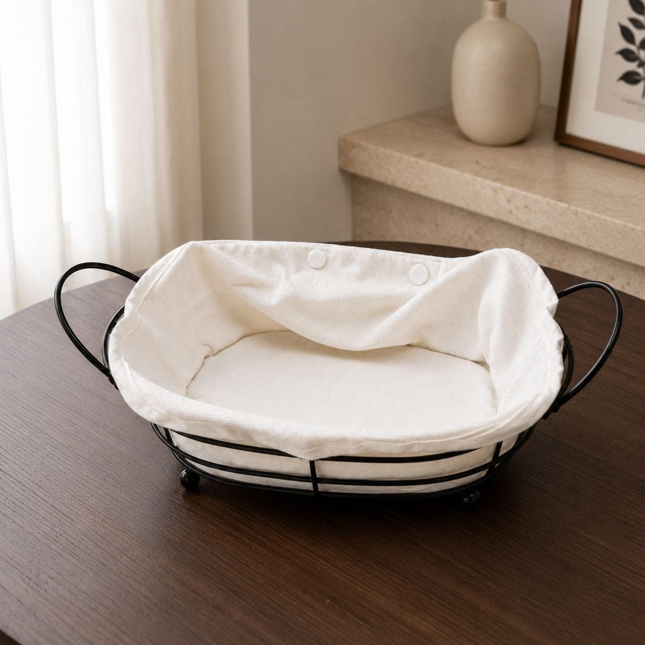 Metal Bread Basket with Fabric Liner – Elegant Black and White Design, Perfect for Serving Bread and Pastries at Home or During Gatherings 2